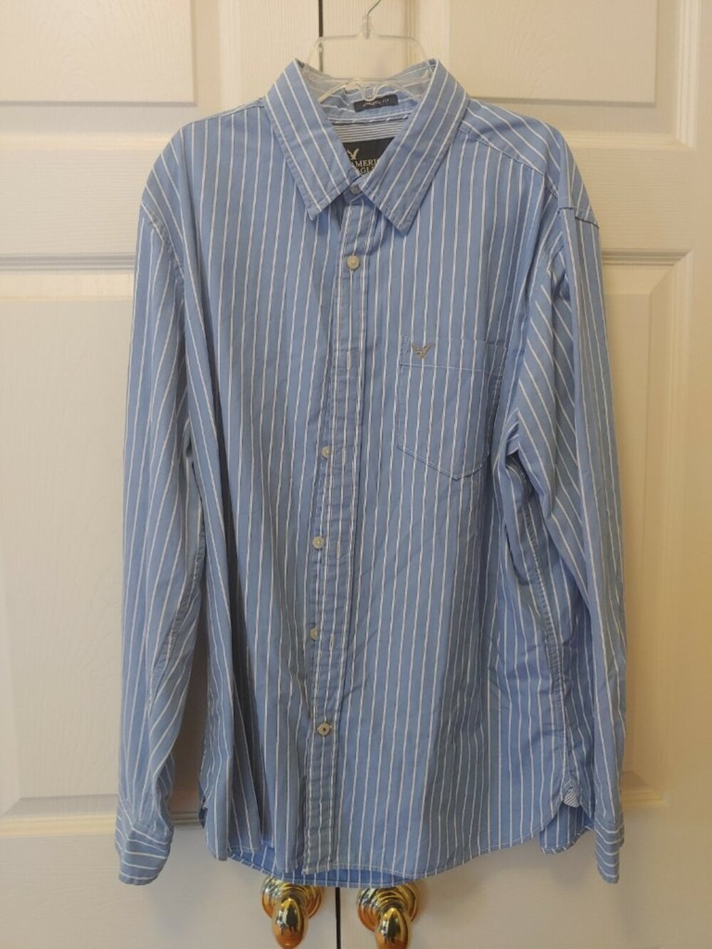 Men American Eagle Blue White Vertical Striped Athletic Fit Dress Shirt Size L